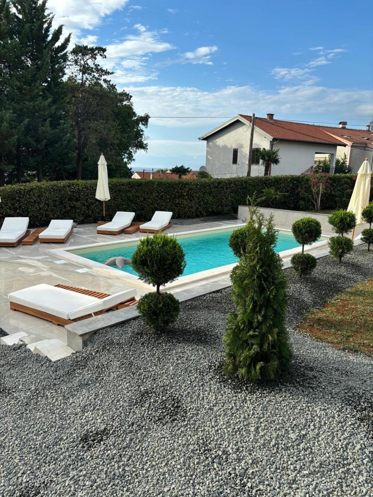 Villa Antunovic Малинска Экстерьер фото
